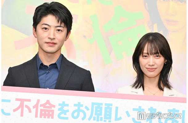 「夫に不倫をお願いされました」記者会見に登場した佐野玲於、中村ゆりか(C)モデルプレス