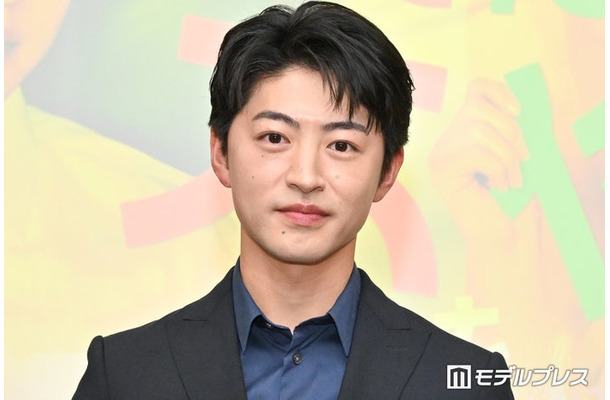 「夫に不倫をお願いされました」記者会見に登場した佐野玲於(C)モデルプレス