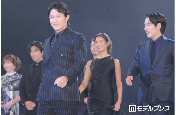 仲里依紗、要潤、鈴木亮平、菜々緒、赤楚衛二(C)モデルプレス