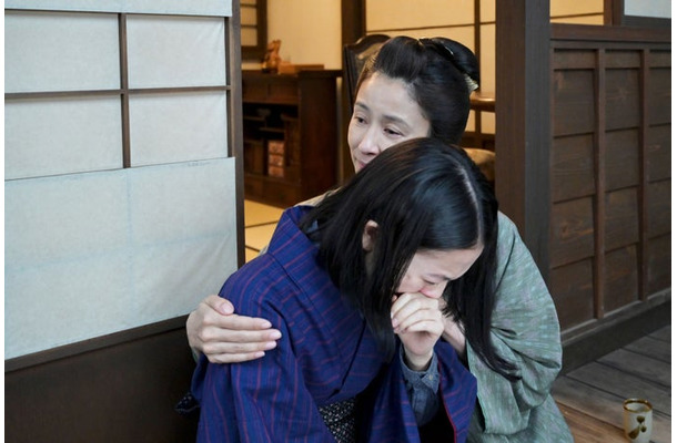 上坂樹里、水野美紀「風、薫る」第85話（C）NHK