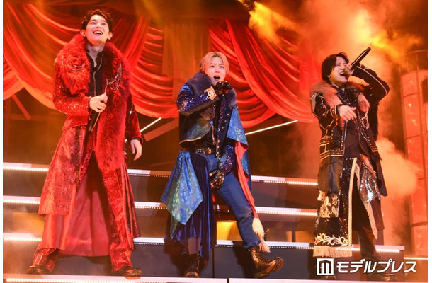 内村颯太、安嶋秀生、元木湧(C)モデルプレス
