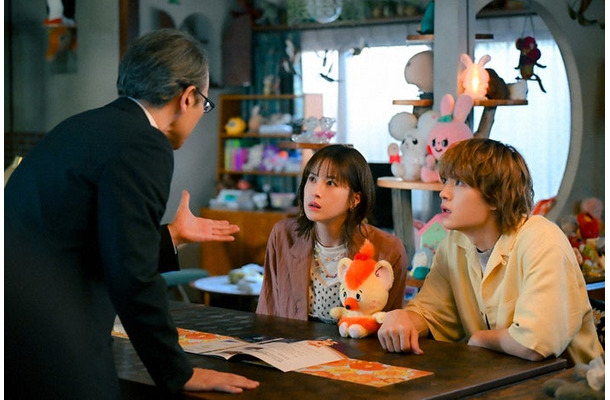 正名僕蔵、松本若菜、佐野勇斗「君の好きは無敵」第5話(C)TBS