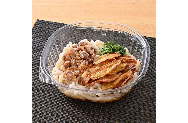 甘辛仕立ての牛肉煮 冷し肉ごぼう天うどん(税込550円)/提供画像
