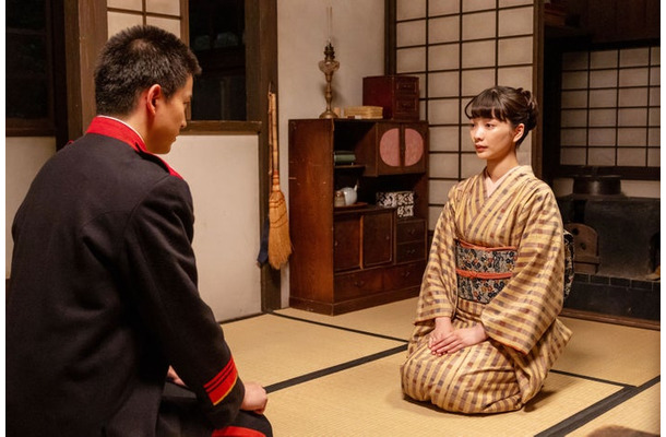 甲斐翔真、見上愛「風、薫る」第107話(C)NHK