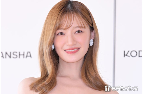 3rd写真集「Bougainvillea」発売記念会見に出席した中田花奈(C)モデルプレス