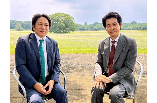 原晋監督、大泉洋(C)日本テレビ