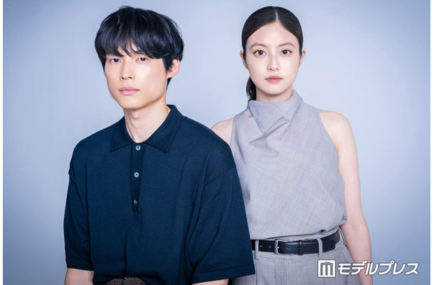 モデルプレスのインタビューに応じた松村北斗、今田美桜（C）モデルプレス