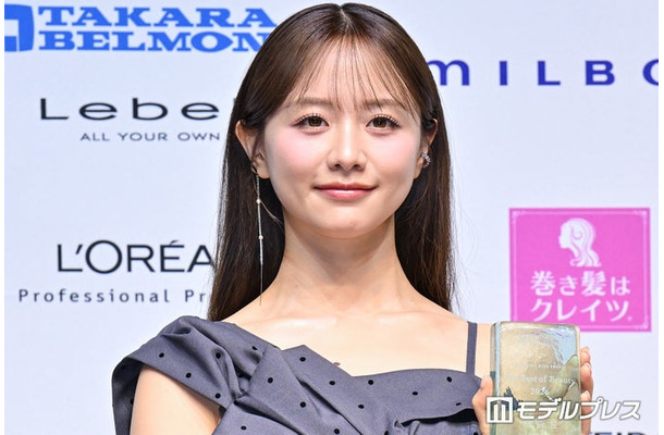 「THE BEST OF BEAUTY 2026」を受賞した森香澄(C)モデルプレス