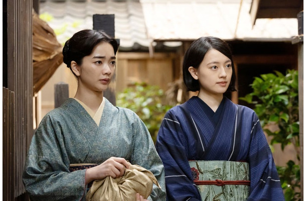 見上愛、上坂樹里「風、薫る」第114話(C)NHK