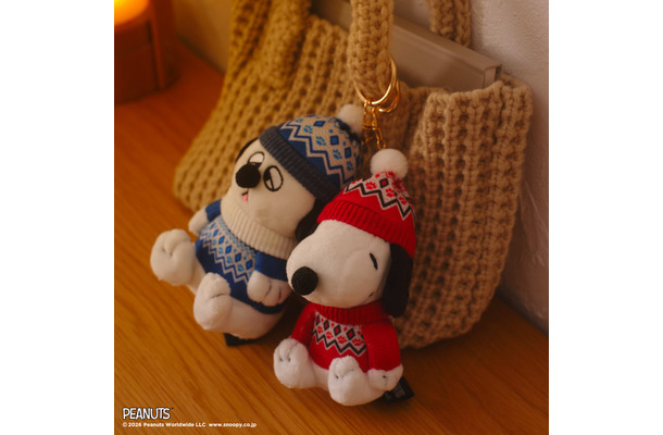 マスコットキーチャーム 各¥2,970※発売当日のみ、1会計につき各商品1点まで/© 2026 Peanuts Worldwide LLC