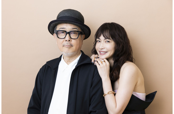 長谷川京子「リリーさんに誘われたら面白いはず」20年来の仲で息ぴったりながらドラマで本格共演は初。「撮影初日メイク中に会話していたら急にイビキが…」驚かされたゆるすぎる空気感