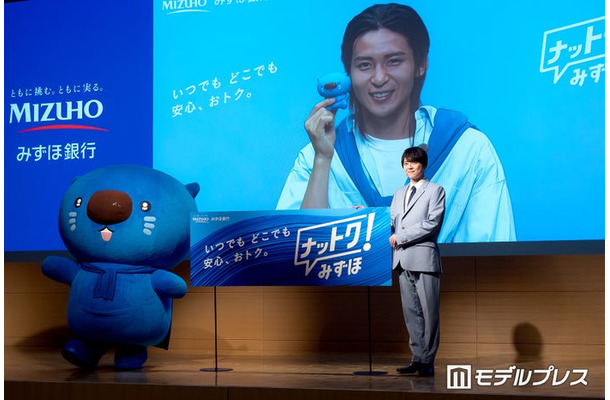 みずほ銀行「個人ビジネスにおける新しい統合プロモーション発表会」に出演したあおまる、目黒蓮（リモート）、梶裕貴（C）モデルプレス