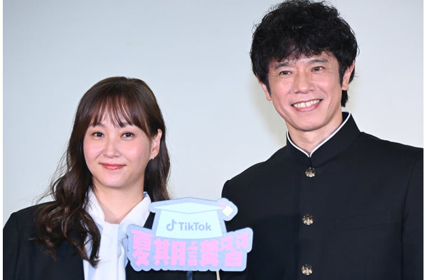 「TikTok 夏期講習 特別講座」に出席した藤本美貴、庄司智春(C)モデルプレス