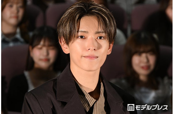 “変態”発言を道枝駿佑に注意された深田竜生(C)モデルプレス