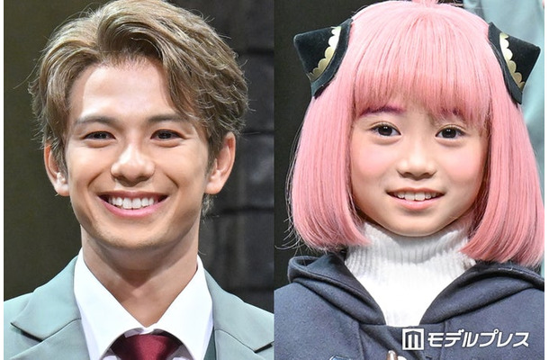 ミュージカル『SPY×FAMILY 2 爆弾犬篇&豪華客船篇』開幕会見に登壇した森崎ウィン、泉谷星奈(C)モデルプレス