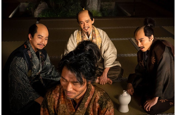 高橋努、仲野太賀、池松壮亮、渋谷謙人「豊臣兄弟!」第37話(C)NHK