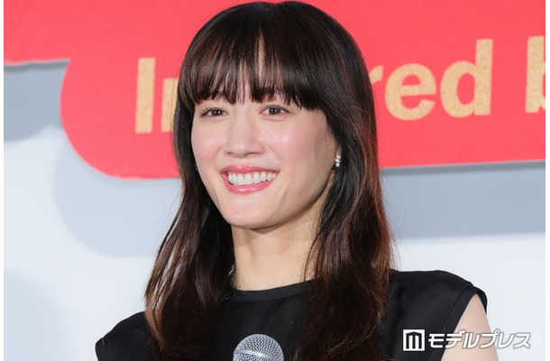「ファーストボイス」初日舞台挨拶に出席した綾瀬はるか(C)モデルプレス