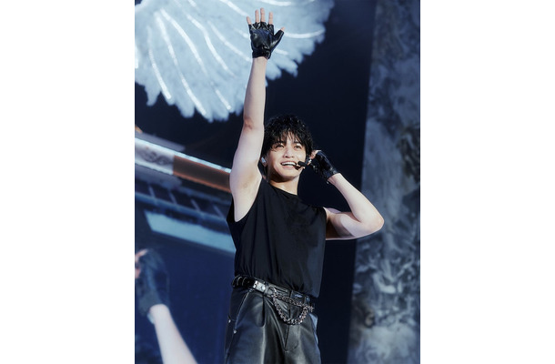 中島健人/YUN SUHO (윤수호)、GO MINSU (고민수)