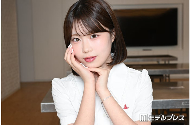 表すみれ(C)モデルプレス