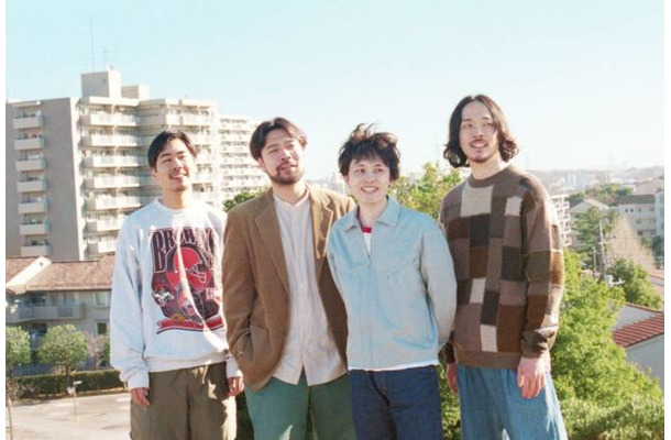 グソクムズ、最新曲「走り出す」のMV公開。作詞曲を務めたベース・堀部祐介がメインキャストとして出演
