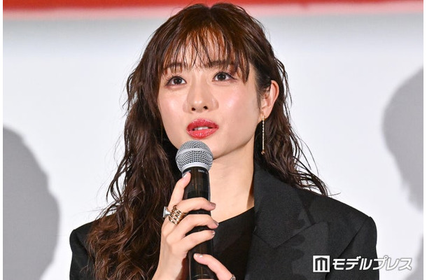 「ポリティカルパン」舞台挨拶に出席した石原さとみ(C)モデルプレス