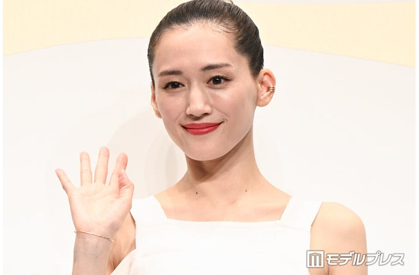 綾瀬はるか(C)モデルプレス