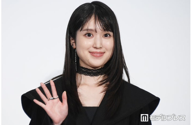 「ようこそ、TOHOシネマズへ!」とお馴染みの挨拶を生披露して沸かせた福本莉子(C)モデルプレス