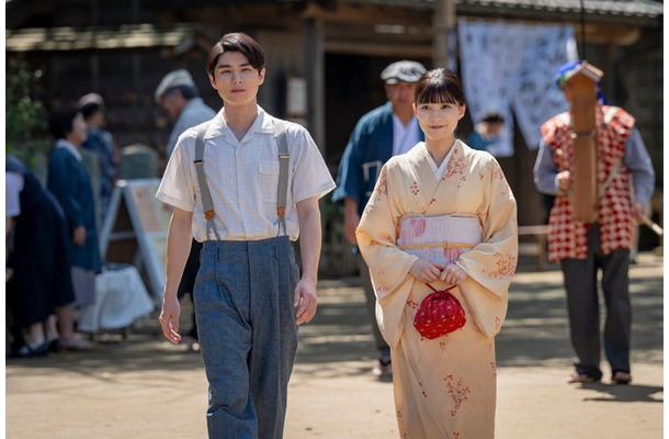 本田響矢、芳根京子「波うららかに、めおと日和」第1話(C)フジテレビ