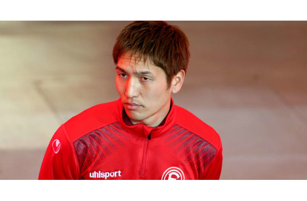 原口元気、開始2分でアシスト！だが、負傷し宇佐美と交代に