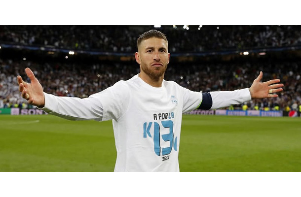 CL決勝進出のR・マドリー、選手が試合後に着た「Tシャツ」の意味は？
