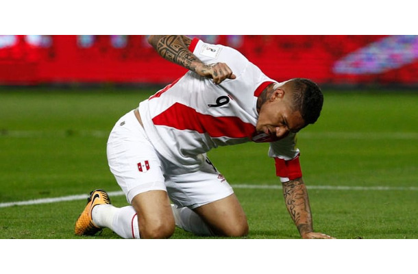 ドーピング違反でW杯落選のペルーFW、なんと対戦するフランス代表主将らがFIFAに出場を請願！