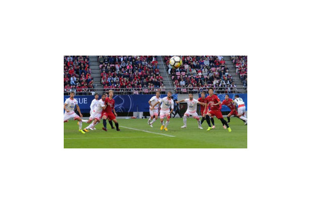 鹿島が先勝のACL決勝、イラン国内が熱狂！なんと生徒と先生が一緒にスマホ観戦