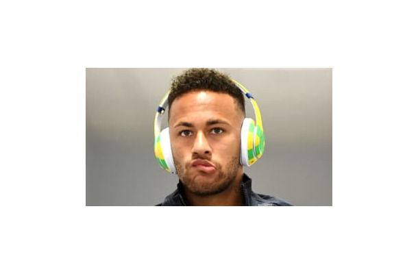 27歳ネイマールと「Beats By Dre」とのコラボヘッドホンが発売へ！