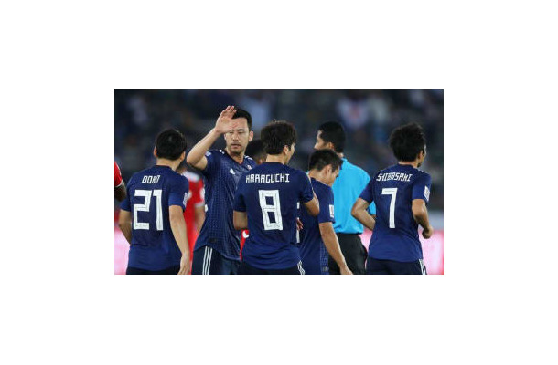 日本代表、原口のPKでオマーンに辛勝…決勝トーナメント進出が決定