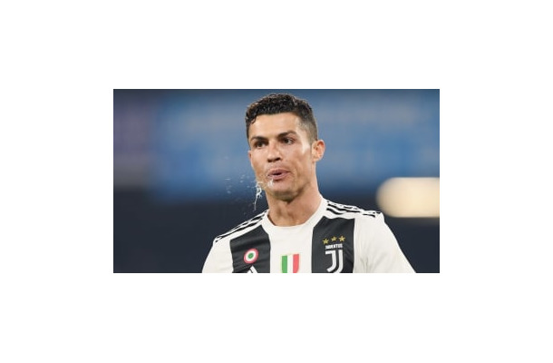 ロナウド、試合中にユヴェントス監督に叫ぶ！何があったのか