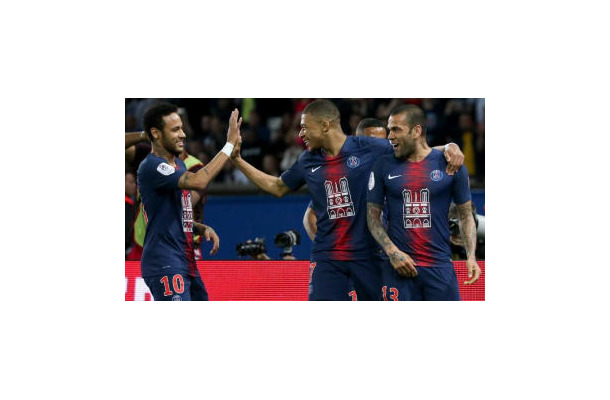 ネイマールやエムバペがいる仏リーグ、中国のために試合時間変更へ