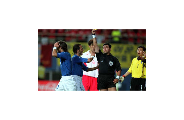 日韓W杯で大問題になったモレノ元主審「イタリア監督は腰抜け」