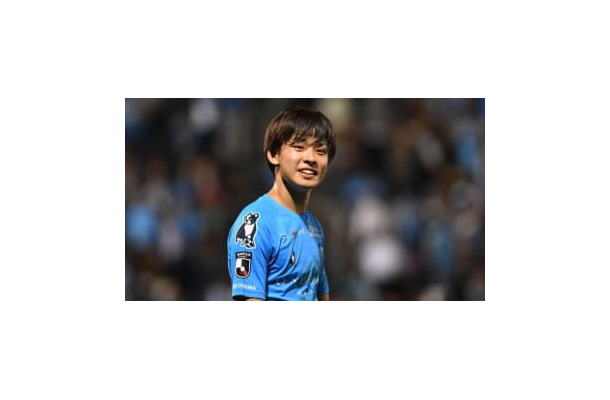 久保と同世代の17歳、斉藤光毅が驚異の「個人技弾」！横浜FCも6連勝