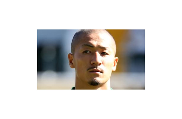 前田大然、速ぇ！ワンタッチで裏後をとった「PK奪取シーン」がこれ