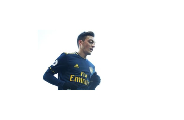 エジルvsクルルは一体なんだったのか　本人が明かす