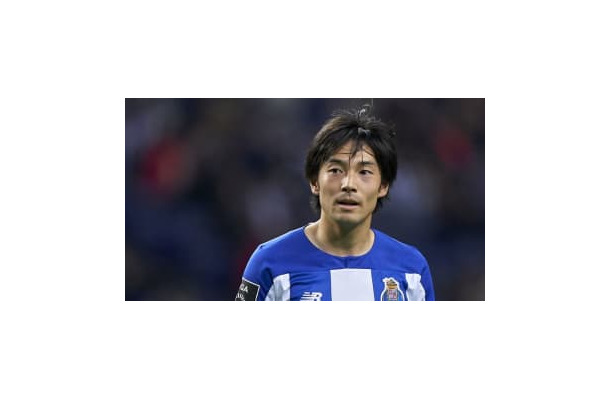 中島翔哉、ポルトで公式戦初ゴール！「もみくちゃ祝福」がこれ