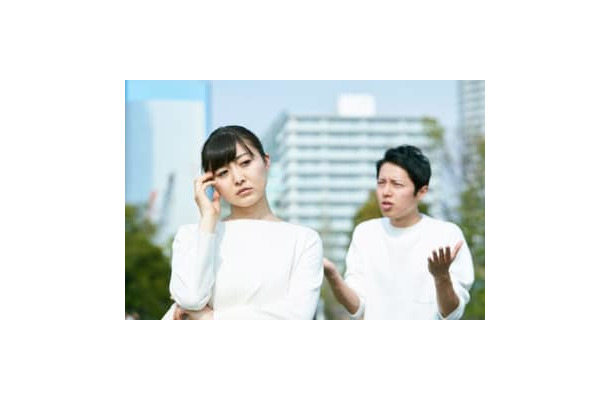 仕事か恋か、仕事か結婚かを二者択一する時代ではなくなっているが、相手の関係性によってはそういう選択をせざるを得ないこともある。