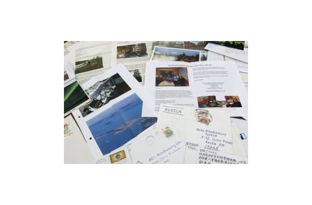 世界各地から届いた受信報告書