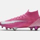 NIKEからエムバペの新スパイク『マーキュリアル スーパーフライ・ローザ』が登場！