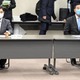 自民、石川知事選対応決定は越年