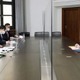 緊張緩和へ外交努力継続