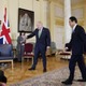 首相、福島ポップコーン持参
