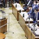 鈴木宗男氏、予算委で親子共演