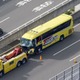 新東名、浜松で事故8人けが