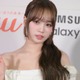 LE SSERAFIMチェウォン、美デコルテ際立つオフショル姿公開「見惚れる美しさ」「お人形さんみたい」と反響